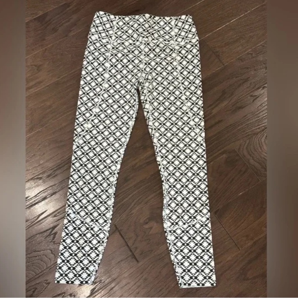 NWOT Varley Bedford Yoga Workout Leggings Black White Aztec Print Size XS